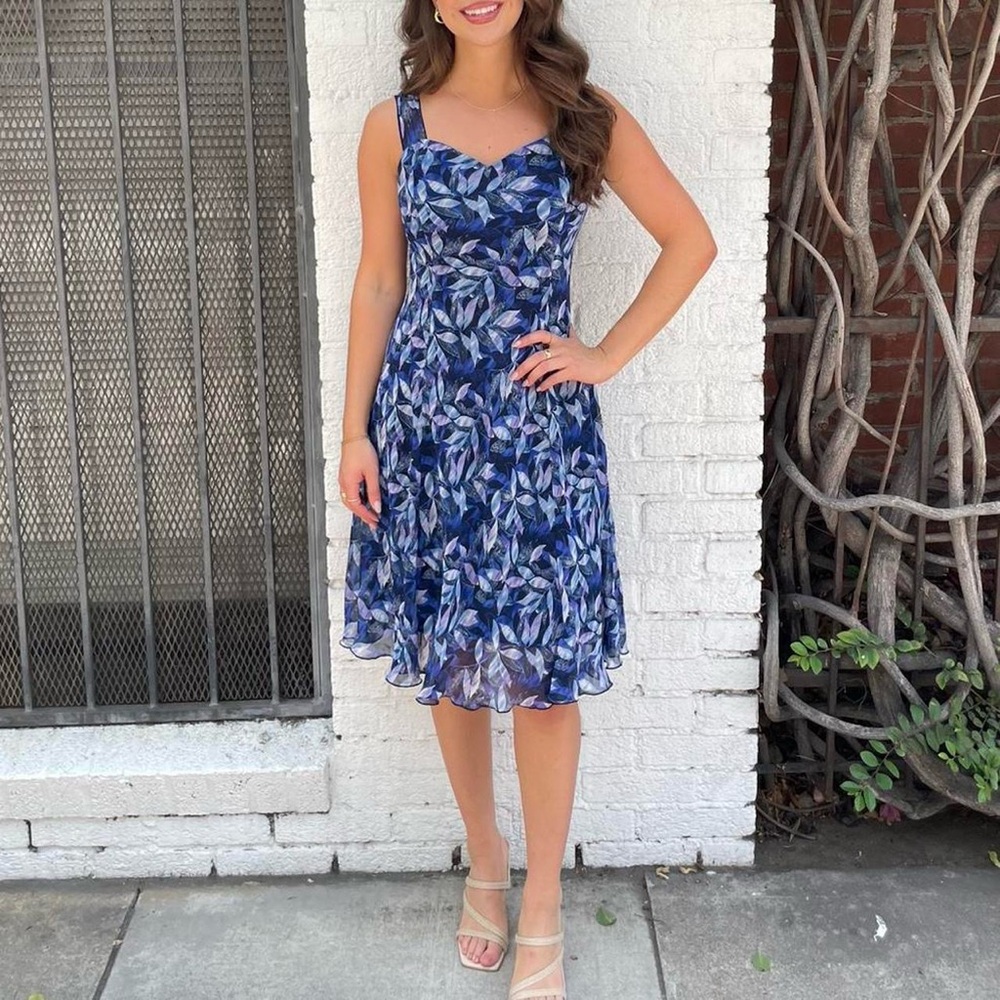 Elegant y2k blue floral dress sz m